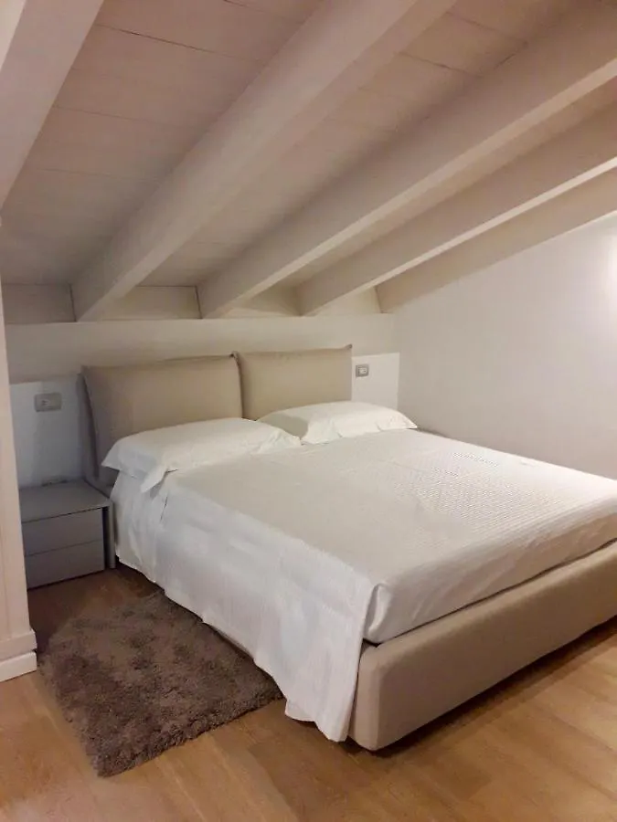 Garda Park Luxury Apartments 시르미오네 이탈리아