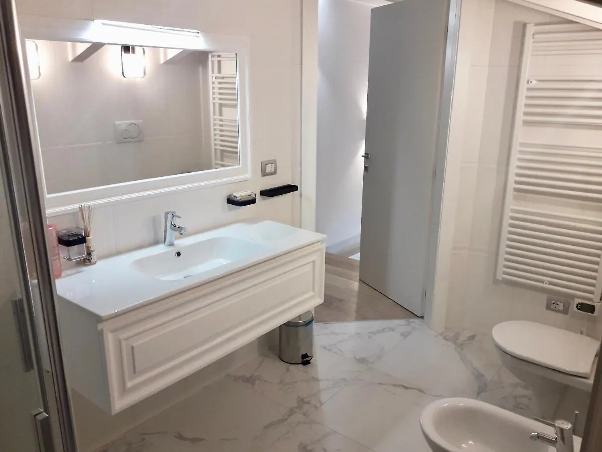 Garda Park Luxury Apartments 시르미오네